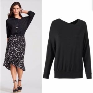 Cabi Beals 5322 New without tags. Size small.